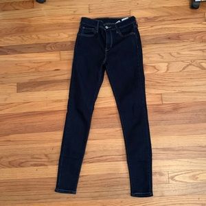 Dark Wash Denim Levi Jeans